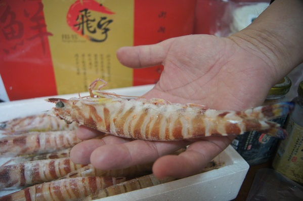 飛宇澎湖海鮮，野生大明蝦、頂級小管醬、海鮮干貝醬、花枝排