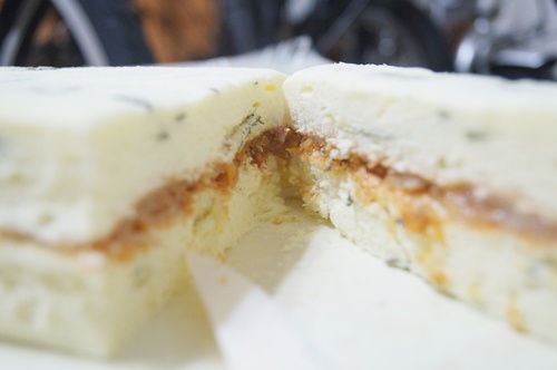 【美食體驗】『生米42號』手作蛋糕，九層塔鹹蛋糕