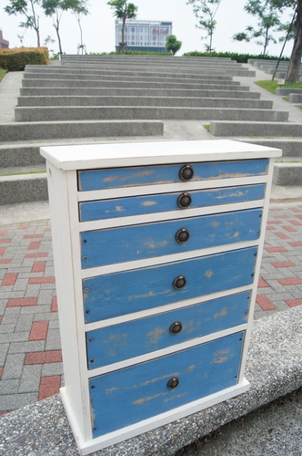 復古藍白櫃