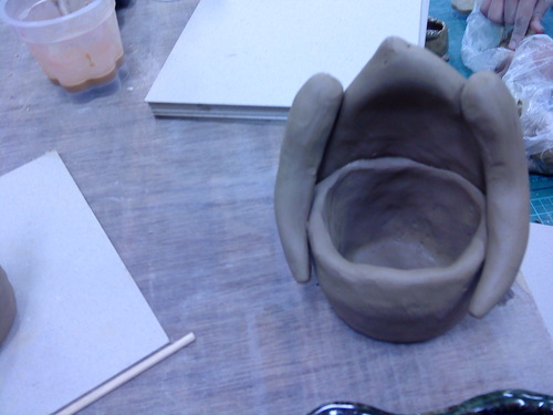 陶藝研習(二)袋鼠牙籤罐