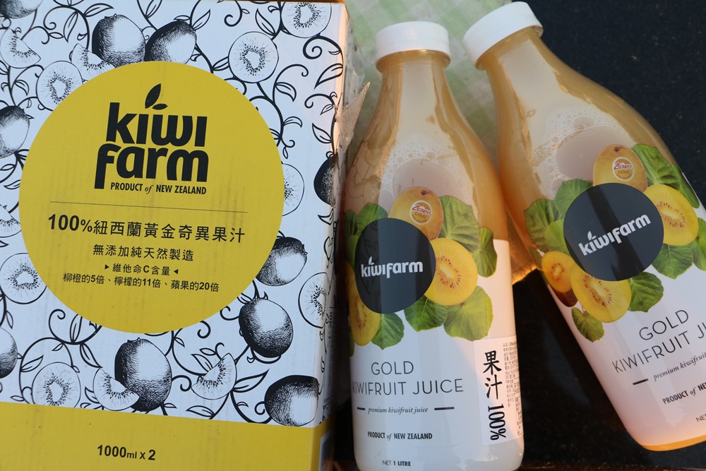 宅配。KiwiFarm 100%紐西蘭黃金奇異果汁，100%紐西蘭製造 x 每瓶果汁富含14-15顆奇異果