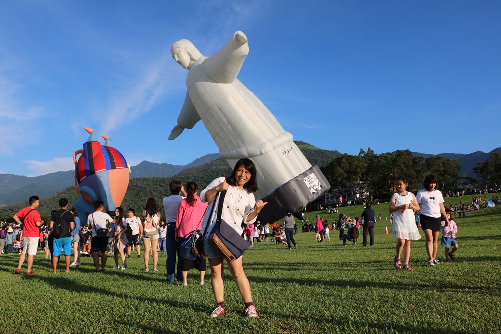 台東。2018臺灣國際熱氣球嘉年華，小小兵、救世主基督、福利熊 39顆造型氣球齊聚鹿野高台