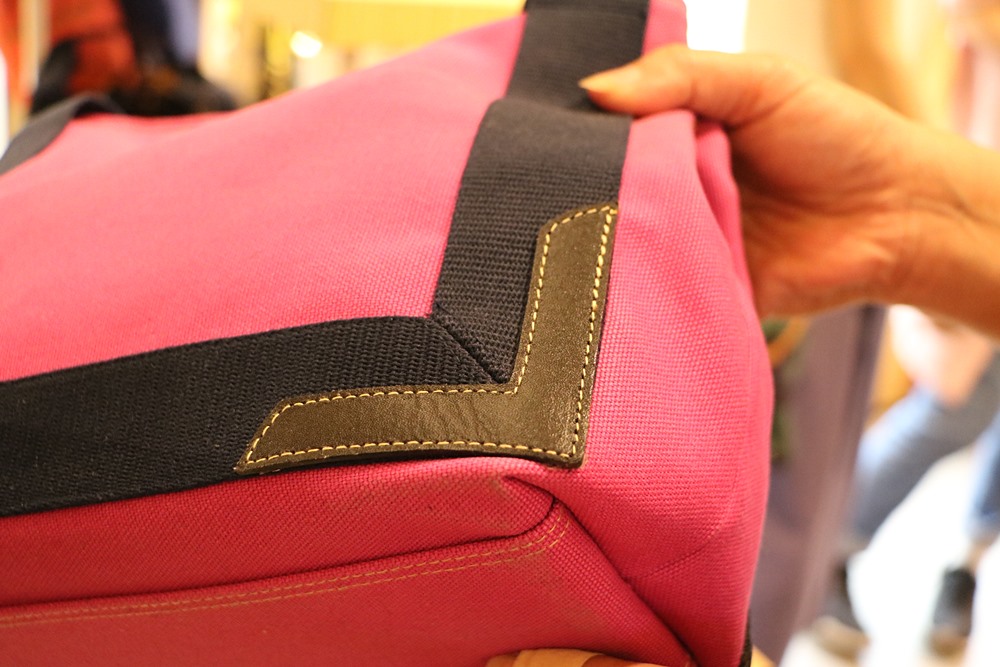 穿搭。Muni 包包，好揹百搭、休閒平價、台灣製造 x 新光三越彩虹市集