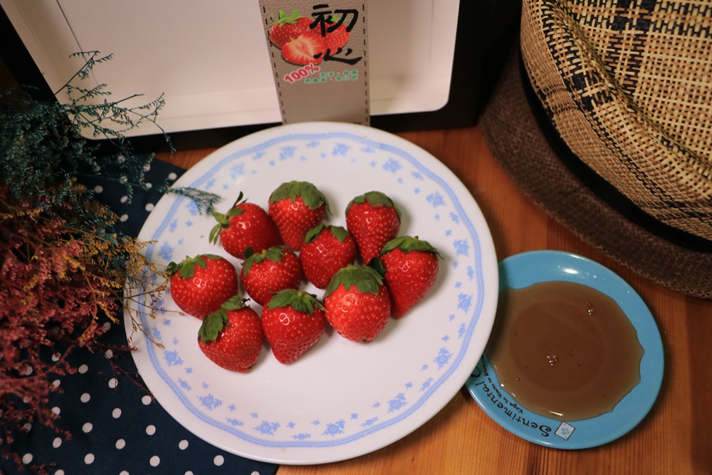 宅配有機草莓。吉菓ichico，大溪產地直送、100%天然有機草莓、草莓禮盒