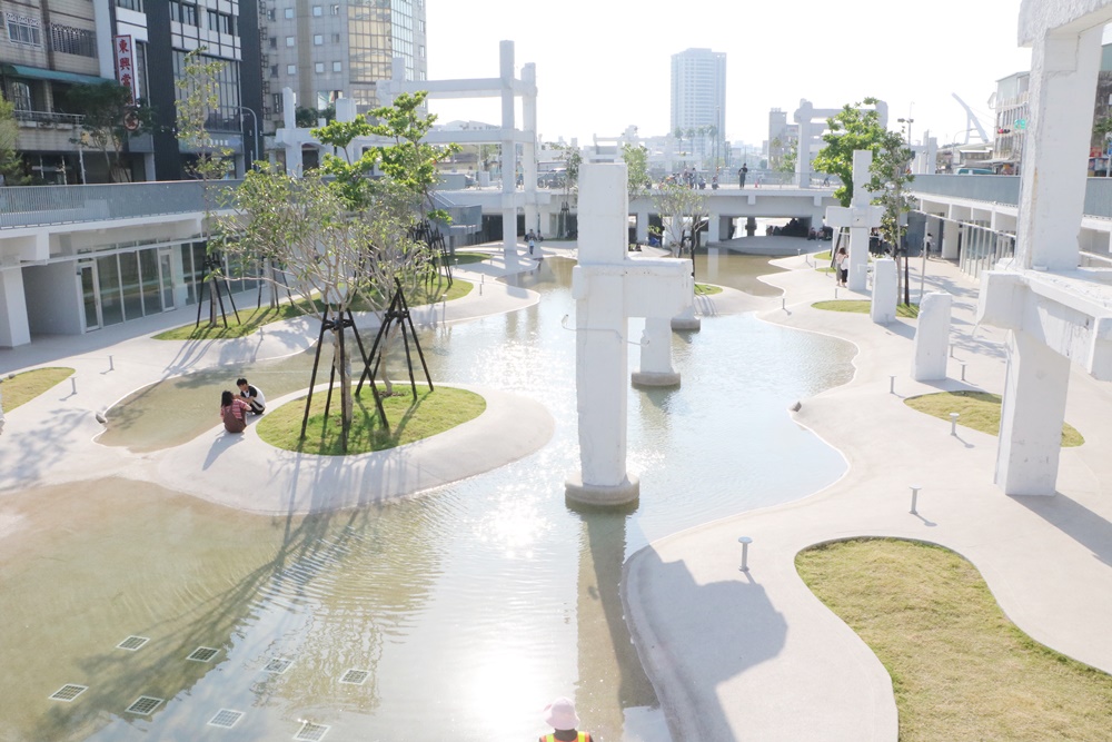 2020台南最大親子廣場。河樂廣場 打卡新地標 富比世評鑑 世界七大令人期待公園