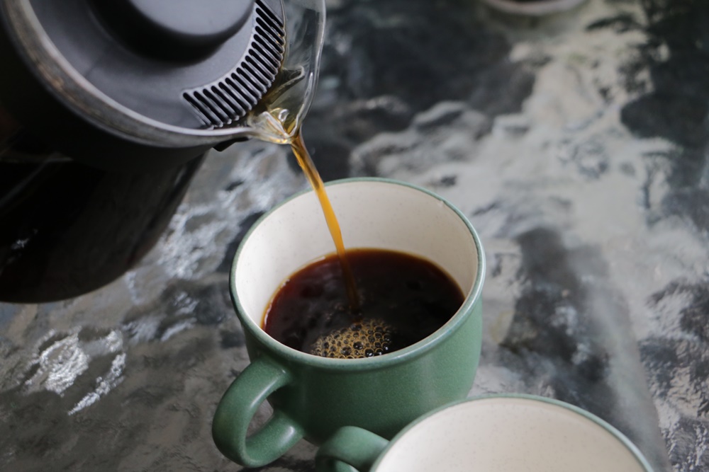 高雄 那瑪夏。萊撒咖啡 手沖咖啡 喝益生菌長大的咖啡 高品質咖啡 x 那瑪夏區公所前
