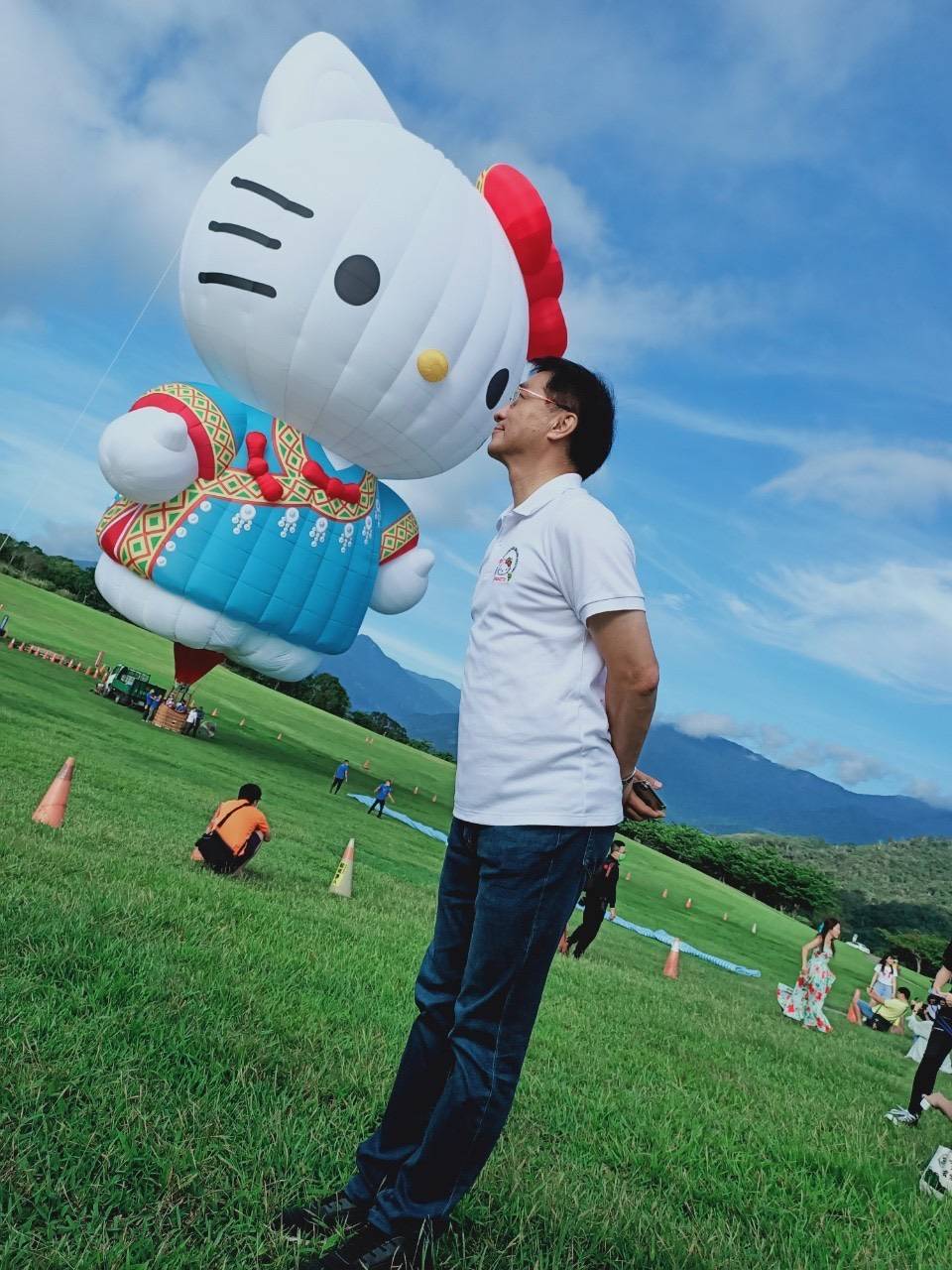 HELLO KITTY熱氣球首飛 - 快樂的過每一天