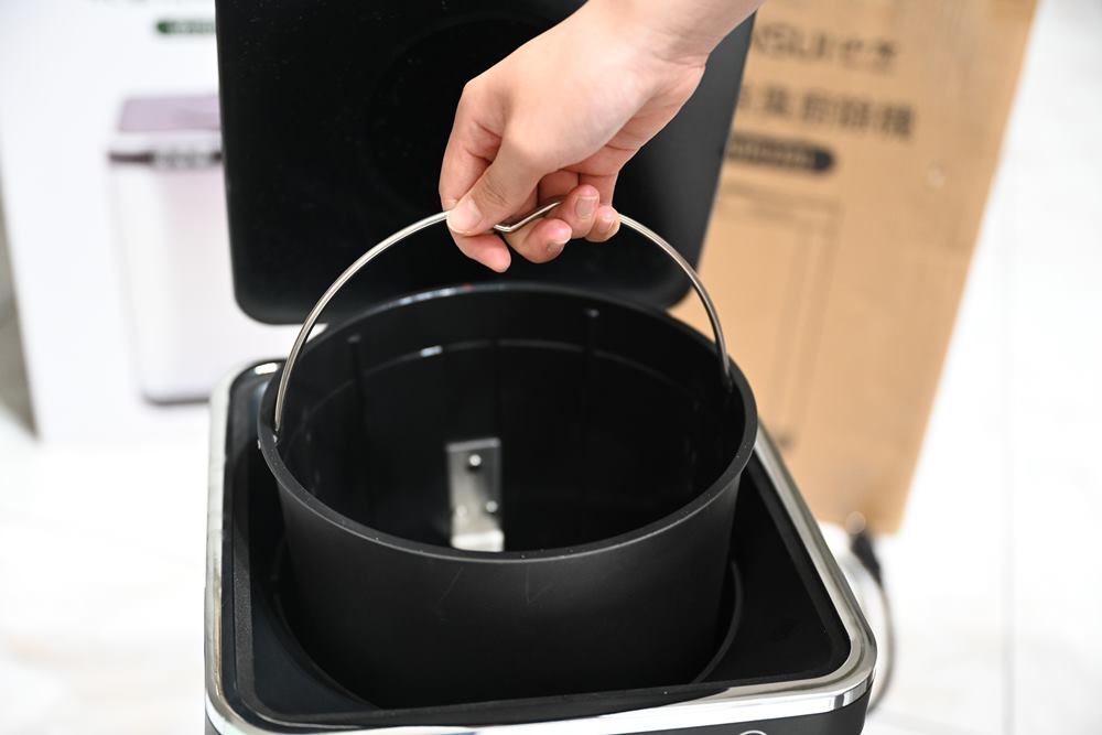 開箱。SANSUI山水 智能熱烘除臭4L廚餘機、乾燥研磨、UV殺菌、一鍵清洗、將垃圾變有機肥、家庭必備家電！