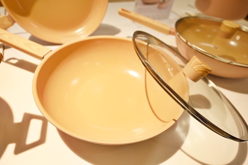 生活。【義大利 CUOCO】高雄 未來概念館 北歐 陶瓷鍋具系列、石墨烯鍋具系列、不沾鍋推薦！