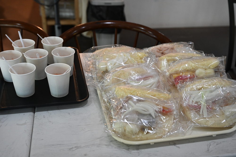 高雄美食。Sefun Café 喜憨兒喜歡你咖啡 鳳山店｜麵包 蛋糕烘焙、下午茶、手工披薩DIY、消費滿千送限量手工餅乾禮盒！