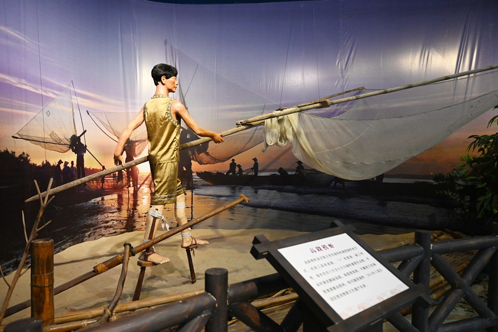 廣西。東興京族生態博物館 認識少數民族京族、京族傳統服飾「奧黛」、獨弦琴演奏！
