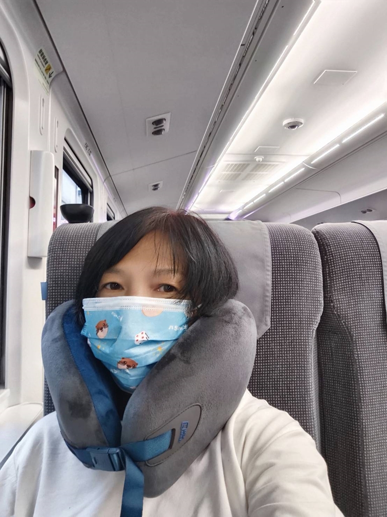旅行好物推薦。飛買家 Travel Blue豪華舒適頸枕 帶著走的頭等艙舒適感、支撐力、包覆性都很足夠！輸入折扣碼TTB70 7折優惠！
