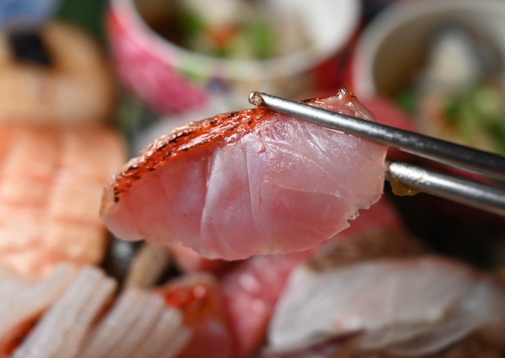 台北。建一食堂 預約制 日式無菜單料理 現撈美味、豪華澎派 招待好友美食推薦！台北聚餐推薦！