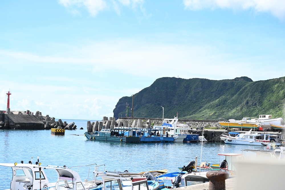 蘭嶼一日遊。台東部落食尚 東清部落 飛魚一夜干、蘭嶼秘境、景點推薦！