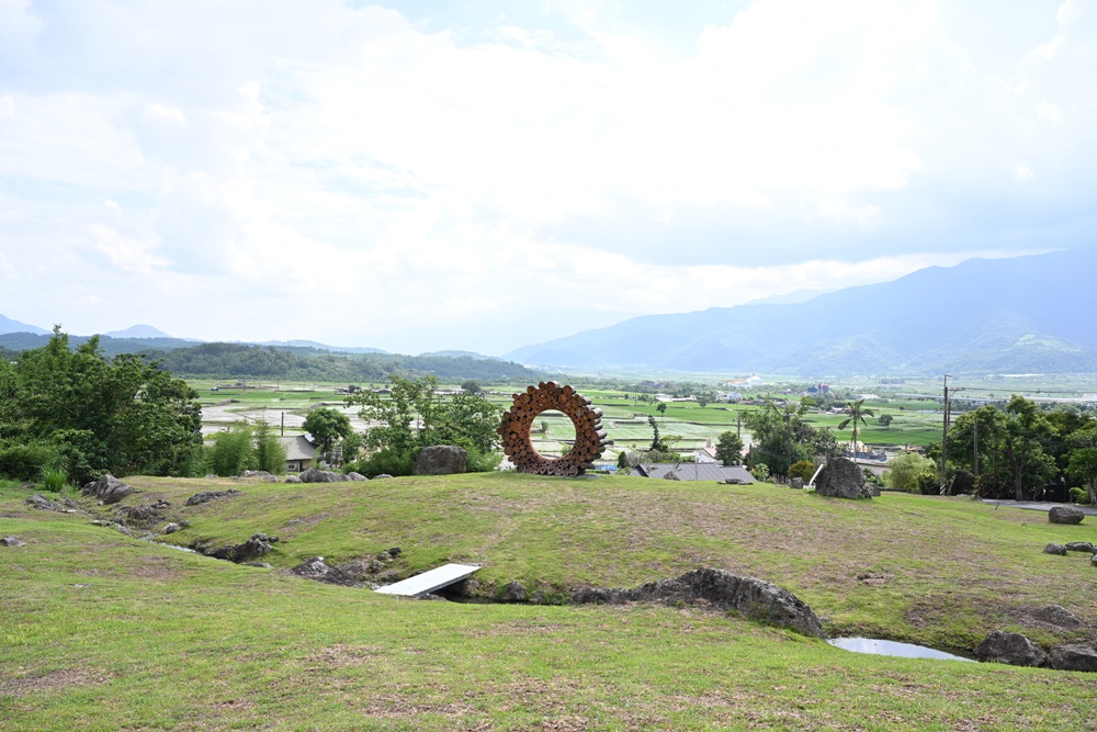 花蓮二日遊。六十石山金針花季 忘憂大地感謝祭 交通管制、最新花況、二日遊景點推薦！