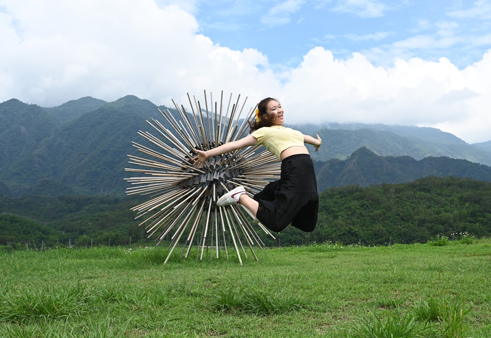 花蓮二日遊。六十石山金針花季 忘憂大地感謝祭 交通管制、最新花況、二日遊景點推薦！