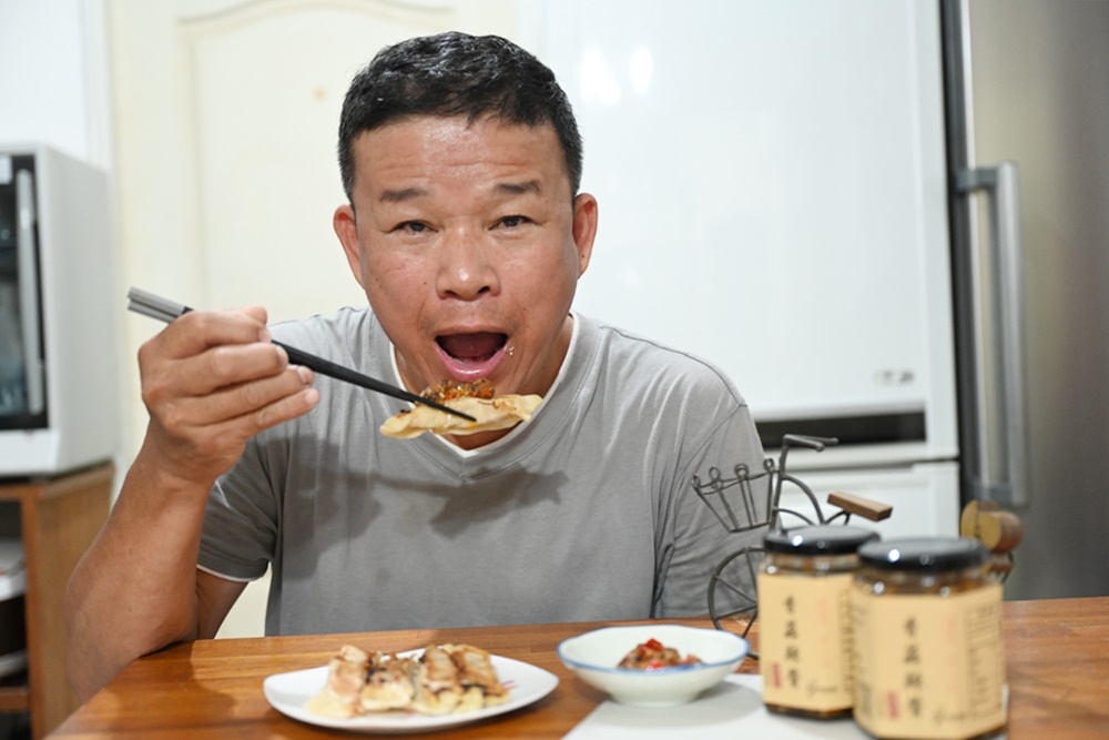 團購。績優菇農園 香菇辣醬 拌麵、拌飯推薦！