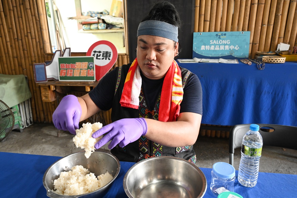 來趣台東一日遊。台東海端初來部落 淺山旅遊、DIY、初來散步、初來大橋、俊男號現點現烤美味！