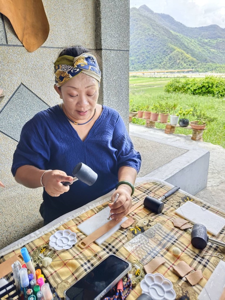 來趣台東一日遊。台東海端初來部落 淺山旅遊、DIY、初來散步、初來大橋、俊男號現點現烤美味！