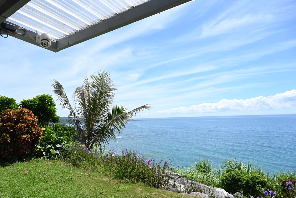 台東景觀餐廳。里漾海景早午餐 絕美台東藍、無敵海景盡收眼底！台東部落食尚推薦！