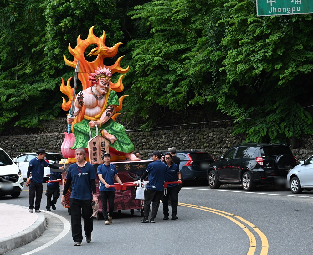 台南關子嶺二日遊。不動明王夜祭巡行 2024關子嶺溫泉美食節 全台唯一的泥漿溫泉、關子嶺老街、住宿、美食推薦！