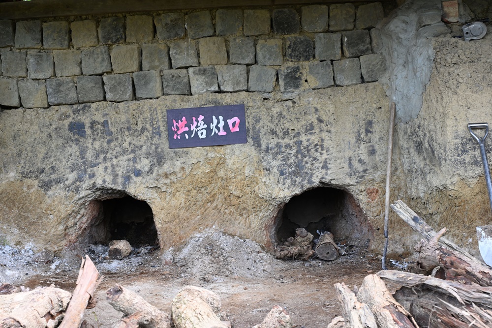 台南東山住宿推薦。仙湖休閒農場 人與山旅宿 一泊二食、無邊際游泳池、桂圓烘焙寮！俗女養成記拍攝景點！