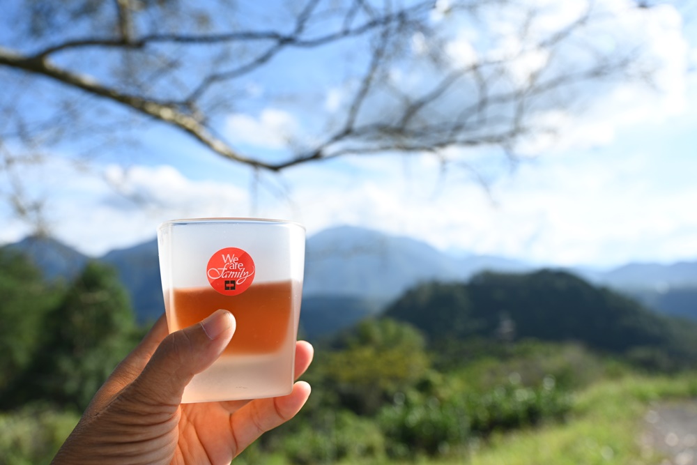 南投一日遊。2024日月潭紅茶文化季 茶香魚池任遨遊 特色小旅行、認識日月潭紅茶、咖啡、品茗、DIY烘豆體驗！