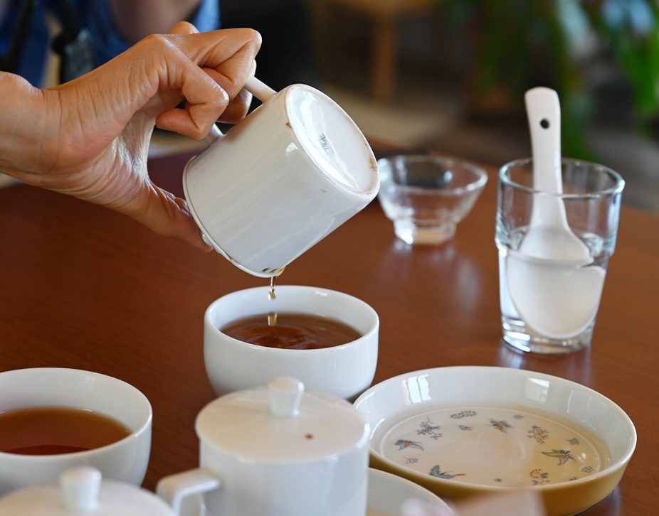 台東鹿野。女兒不懂茶 新式茶空間體驗！