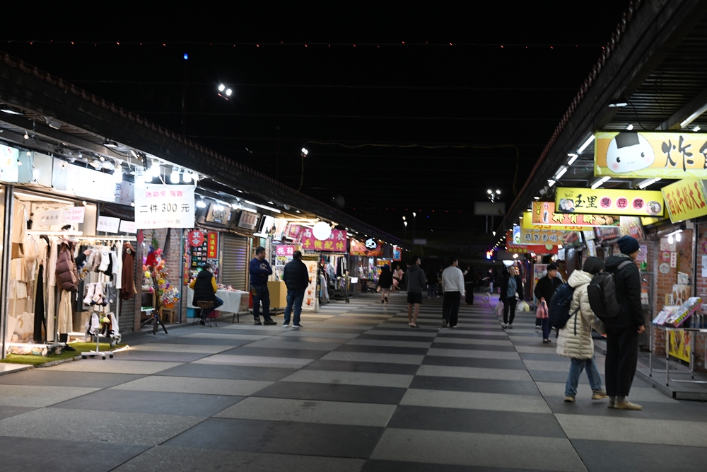 花蓮美食推薦。夜市王 花蓮東大門夜市 無刺白帶魚捲、強蛋餅、福町本舖檸檬汁、東大門美食！