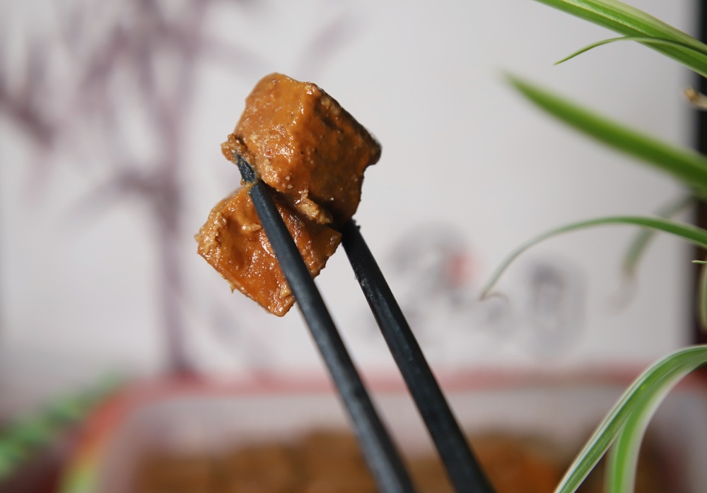 宅配。黑竹園雞腳凍 員林在地40多年冰鎮滷味 必買招牌雞腳凍、雞翅、花生、豆干！員林伴手禮！