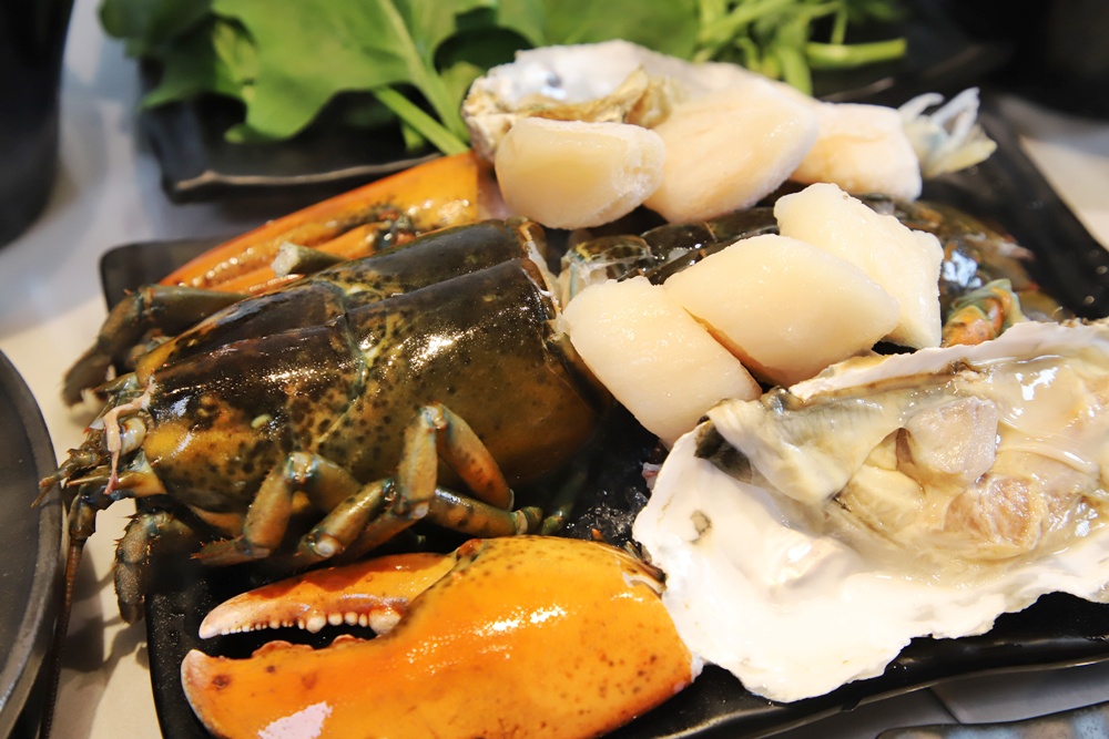 南投二日遊。南投鹿谷賞螢趣、品嘗在地美食、炸蟋蟀、苦茶油拌飯、DIY玩點茶、Q茶球、南投住宿推薦! 南投二日遊。南投鹿谷賞螢趣、品嘗在地美食、炸蟋蟀、苦茶油拌飯、DIY玩點茶、Q茶球、南投住宿推薦!