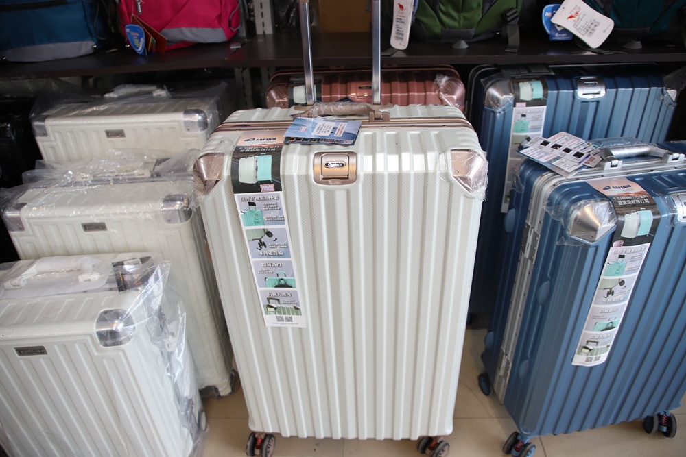 台南永康行李箱特賣會。JOHOYA禾雅行動館 工廠直營 全館$990元起!知名品牌行李箱6折起、NUMANNI 美式十字軍、金安德森 5折起! 台南永康行李箱特賣會。JOHOYA禾雅行動館 工廠直營 全館$990元起!知名品牌行李箱6折起、NUMANNI 美式十字軍、金安德森 5折起!