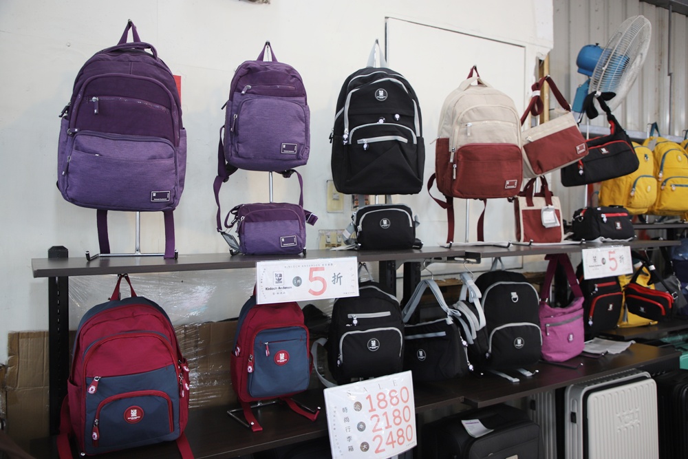 台南永康行李箱特賣會。JOHOYA禾雅行動館 工廠直營 全館$990元起!知名品牌行李箱6折起、NUMANNI 美式十字軍、金安德森 5折起! 台南永康行李箱特賣會。JOHOYA禾雅行動館 工廠直營 全館$990元起!知名品牌行李箱6折起、NUMANNI 美式十字軍、金安德森 5折起!
