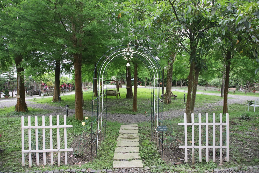 宜蘭員山民宿推薦。布魯克森林 BrooKburg 一秒讓你走進歐洲小鎮！