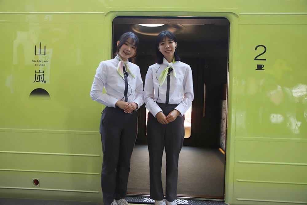 花東旅遊。山嵐號 花東縱谷旬味觀光列車 票價、行駛路線、山海宴餐盒、和菓子甜點! 花東旅遊。山嵐號 花東縱谷旬味觀光列車 票價、行駛路線、山海宴餐盒、和菓子甜點!