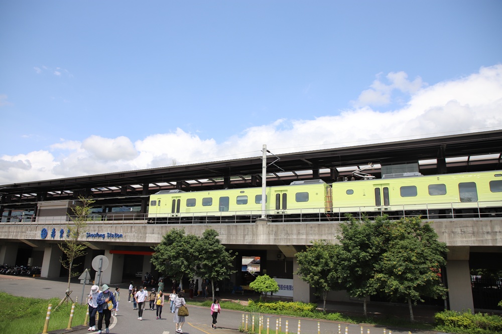 花東旅遊。山嵐號 花東縱谷旬味觀光列車 票價、行駛路線、山海宴餐盒、和菓子甜點! 花東旅遊。山嵐號 花東縱谷旬味觀光列車 票價、行駛路線、山海宴餐盒、和菓子甜點!