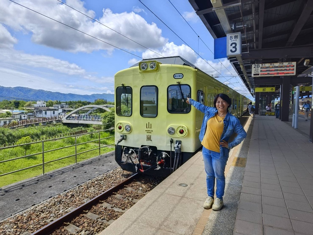 花東旅遊。山嵐號 花東縱谷旬味觀光列車 票價、行駛路線、山海宴餐盒、和菓子甜點! 花東旅遊。山嵐號 花東縱谷旬味觀光列車 票價、行駛路線、山海宴餐盒、和菓子甜點!