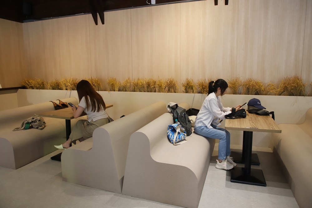 台南東山新景點。十果文創園區、賞花喝咖啡、伴手禮推薦、烘豆體驗! 台南東山新景點。十果文創園區、賞花喝咖啡、伴手禮推薦、烘豆體驗!