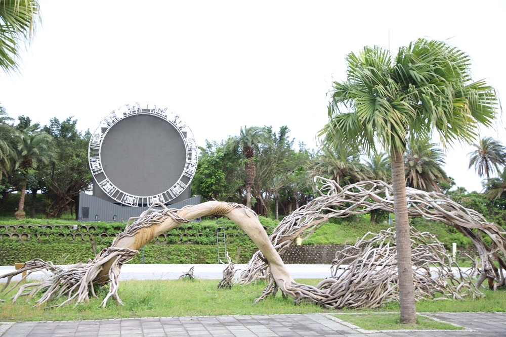 花蓮旅遊。太平洋公園(花蓮南濱公園) 海是愛花蓮-漂流木藝術節! 花蓮旅遊。太平洋公園(花蓮南濱公園) 海是愛花蓮-漂流木藝術節!