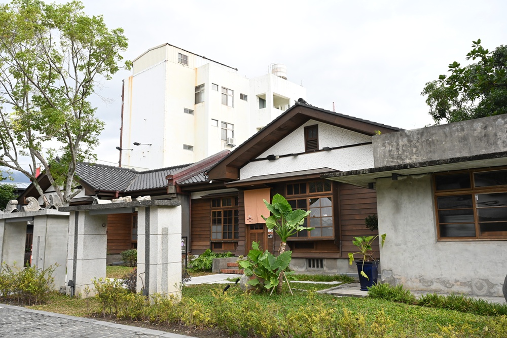 花蓮旅遊。花蓮將軍府1936 x 花蓮縣餅菩提餅舖 將軍府門市、木造日式建築、伴手禮推薦!台灣觀光100亮點! 花蓮旅遊。花蓮將軍府1936 x 花蓮縣餅菩提餅舖 將軍府門市、木造日式建築、伴手禮推薦!台灣觀光100亮點!