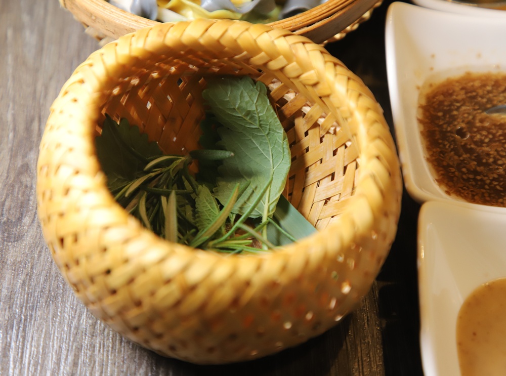 花蓮美食推薦。秧悅美地 二三食集、悦性蔬食自助火鍋、Gaea各雅雞、Gaea各雅雞蛋! 花蓮美食推薦。秧悅美地 二三食集、悦性蔬食自助火鍋、Gaea各雅雞、Gaea各雅雞蛋!