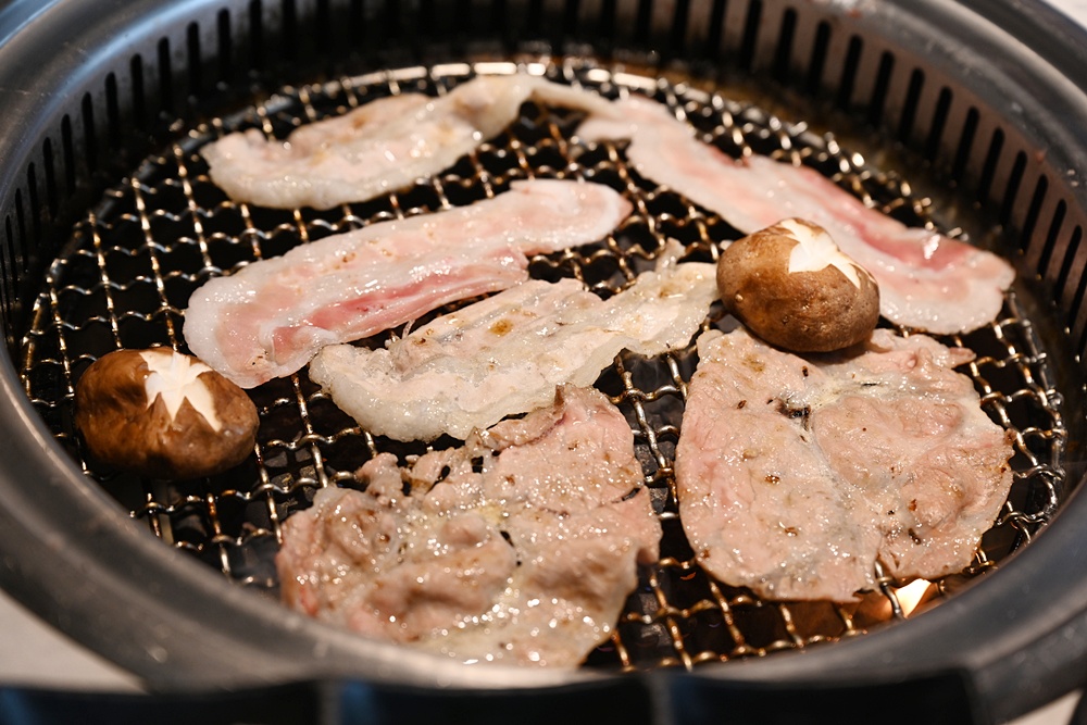 高雄旗山燒肉推薦。東明川日式燒肉 神戶和牛、宮崎和牛套餐、一人不用千元即可享用! 高雄旗山燒肉推薦。東明川日式燒肉 神戶和牛、宮崎和牛套餐、一人不用千元即可享用!