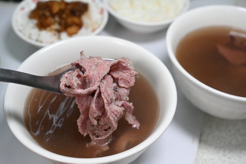 台南美食。森之牛溫體牛肉火鍋、牛肉湯、腱子肉、盡磅上等牛肉、台南牛肉火鍋推薦! 台南美食。森之牛溫體牛肉火鍋、牛肉湯、腱子肉、盡磅上等牛肉、台南牛肉火鍋推薦!