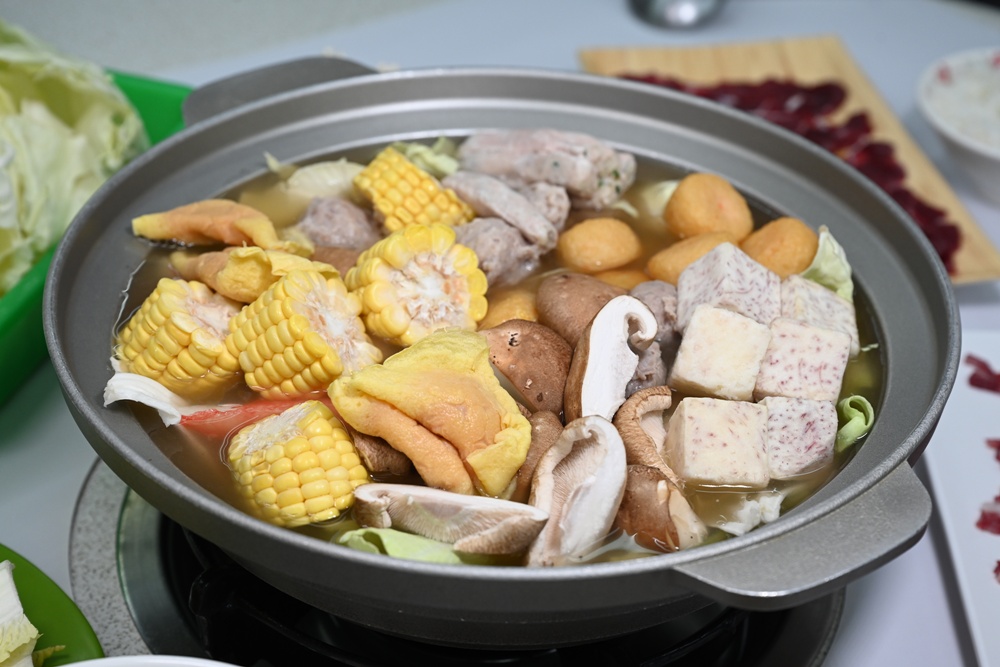 台南美食。森之牛溫體牛肉火鍋、牛肉湯、腱子肉、盡磅上等牛肉、台南牛肉火鍋推薦! 台南美食。森之牛溫體牛肉火鍋、牛肉湯、腱子肉、盡磅上等牛肉、台南牛肉火鍋推薦!