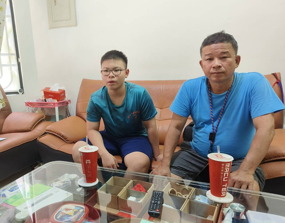 開箱。SANSUI山水／40吋電視／Full HD高畫質／租屋族、小資族首選 / 全機3年保固