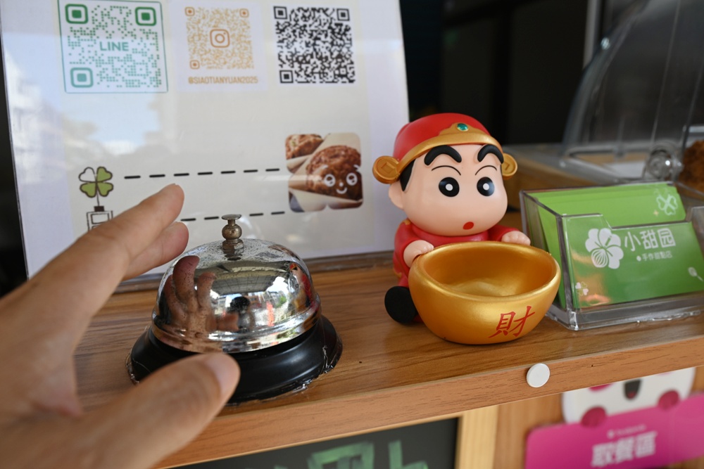 高雄泡芙推薦。小甜园手作甜點店 菠蘿脆皮爆漿泡芙、堅持每天現做、推薦必點珍奶泡芙！