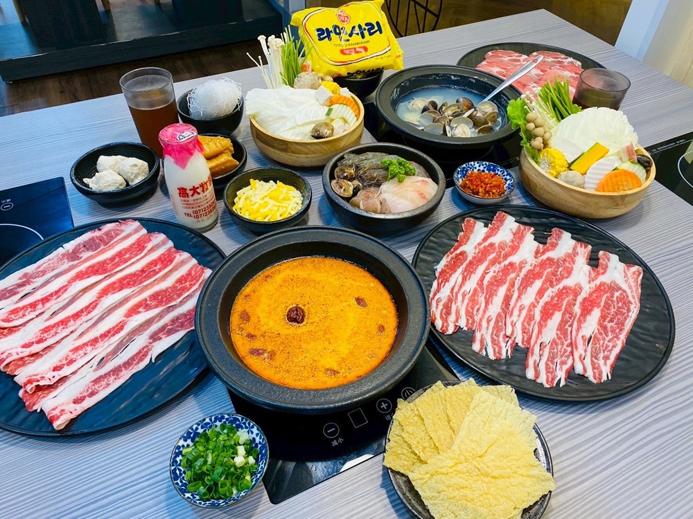 南投一日遊。日月潭電動船 日月潭遊湖、船票、周邊美食、景點推薦！