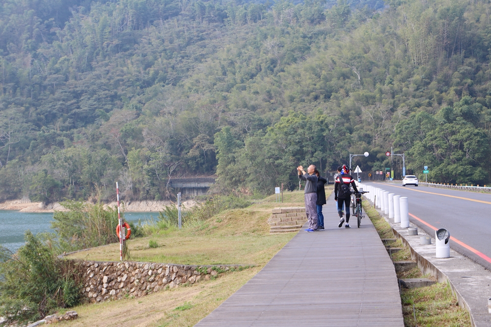 南投一日遊。日月潭電動船 日月潭遊湖、船票、周邊美食、景點推薦！