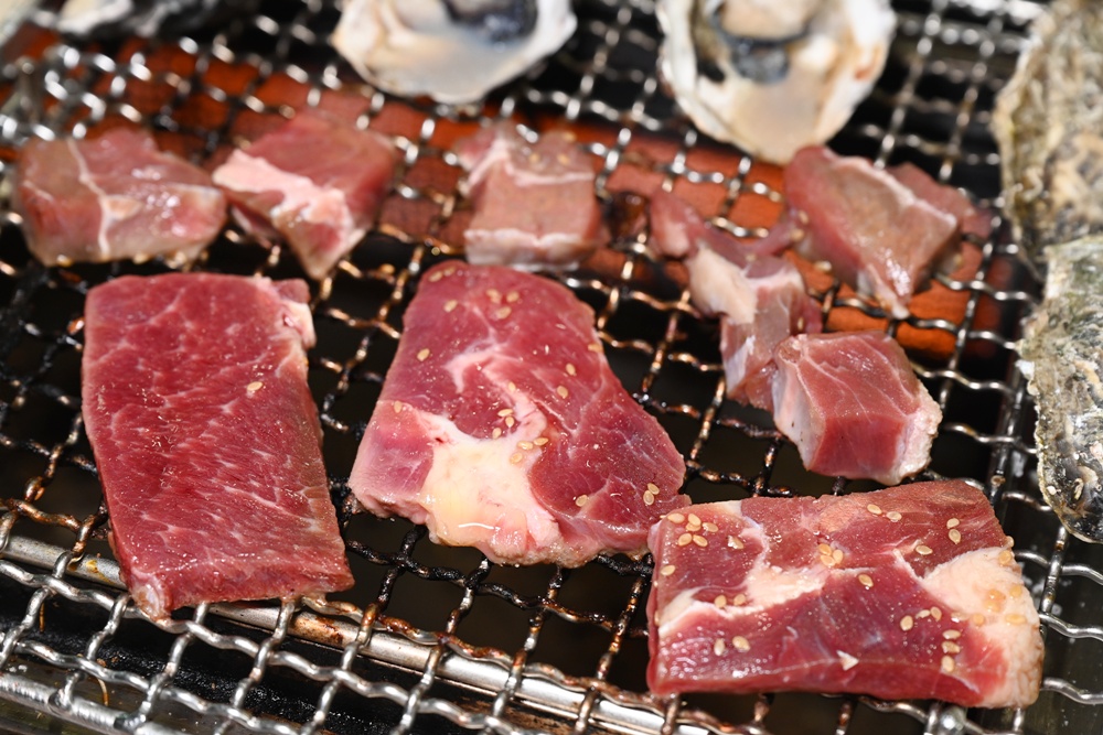 高雄唯一活泰國蝦吃到飽！野饌燒肉 楠梓店 活泰國蝦＆和牛吃到飽 新鮮現撈泰國蝦、哈根達斯冰淇淋吃到飽、火烤兩吃！