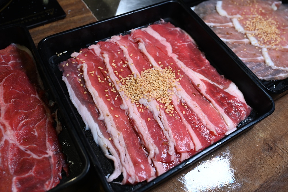 高雄唯一活泰國蝦吃到飽！野饌燒肉 楠梓店 活泰國蝦＆和牛吃到飽 新鮮現撈泰國蝦、哈根達斯冰淇淋吃到飽、火烤兩吃！